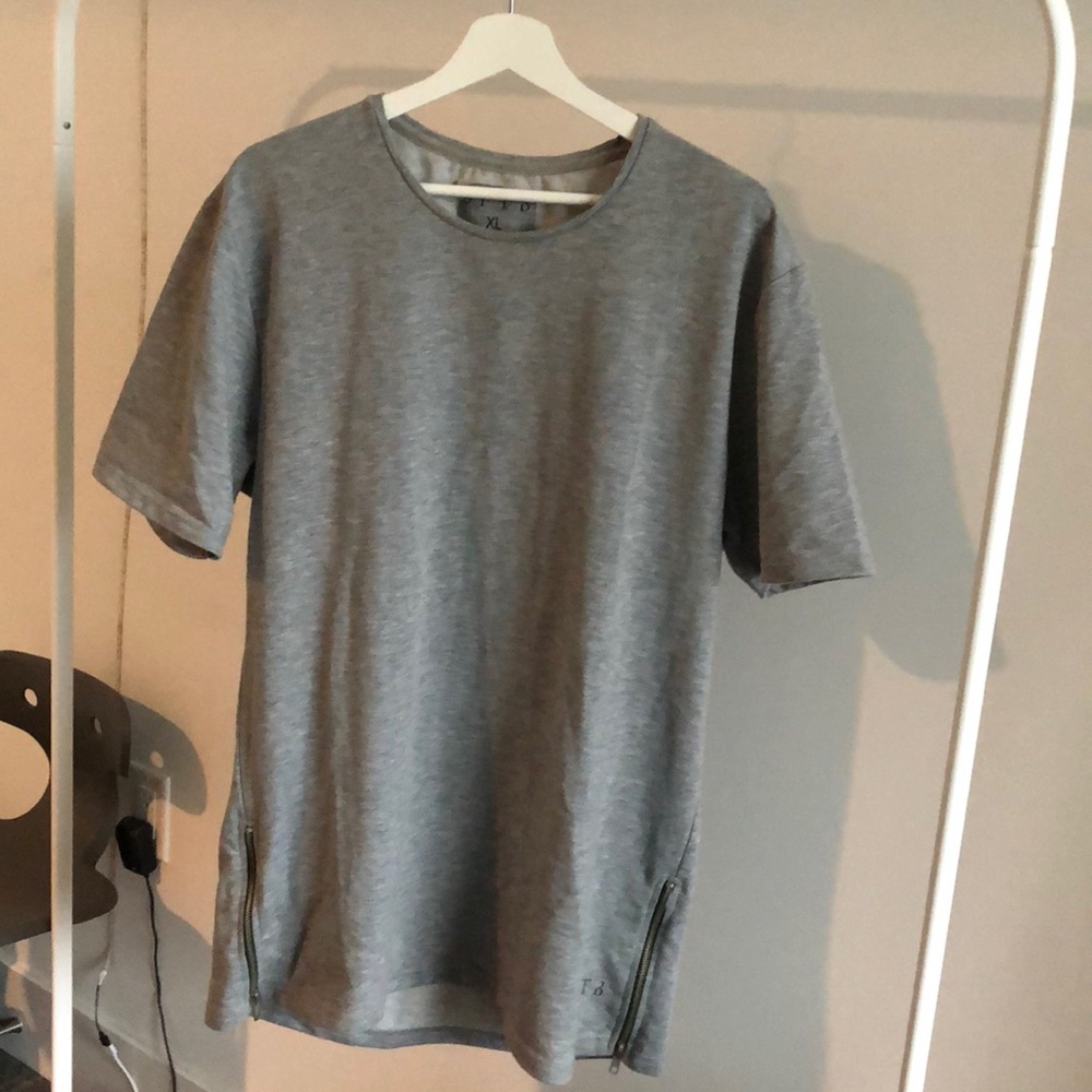 SET3 zipper tee